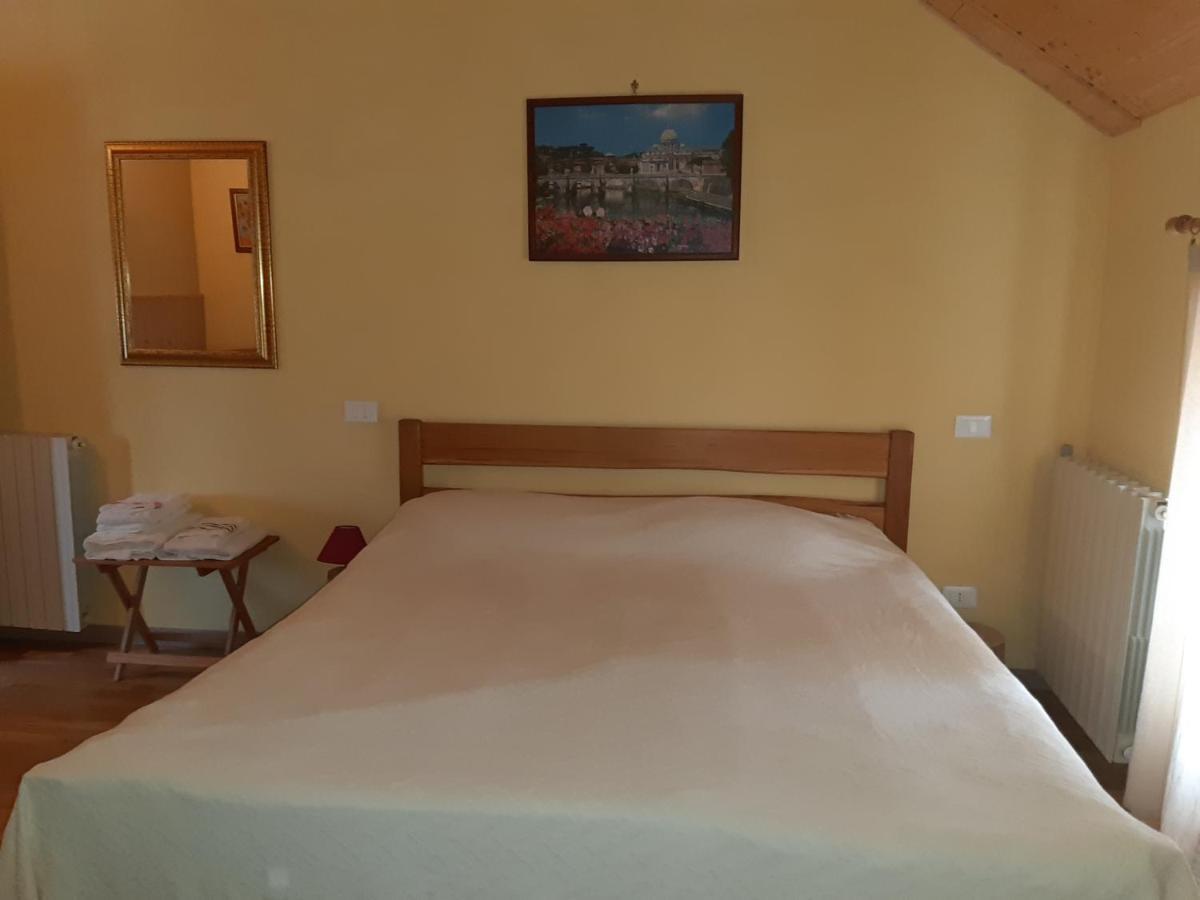 Casa Maria Apartment Cincu Bilik gambar